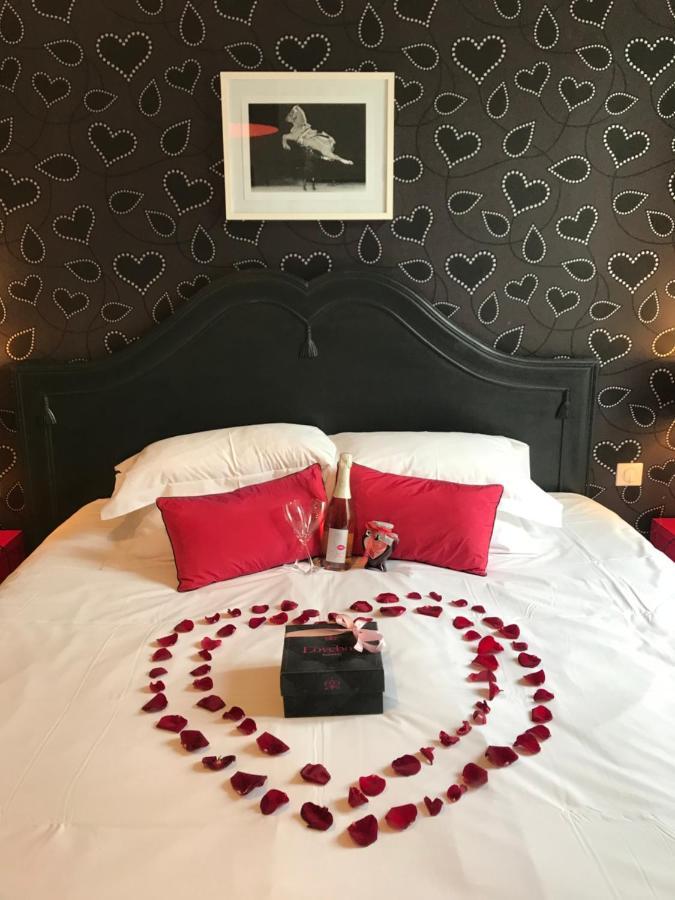 The Originals Boutique, Hotel Le Londres, Saumur Zewnętrze zdjęcie