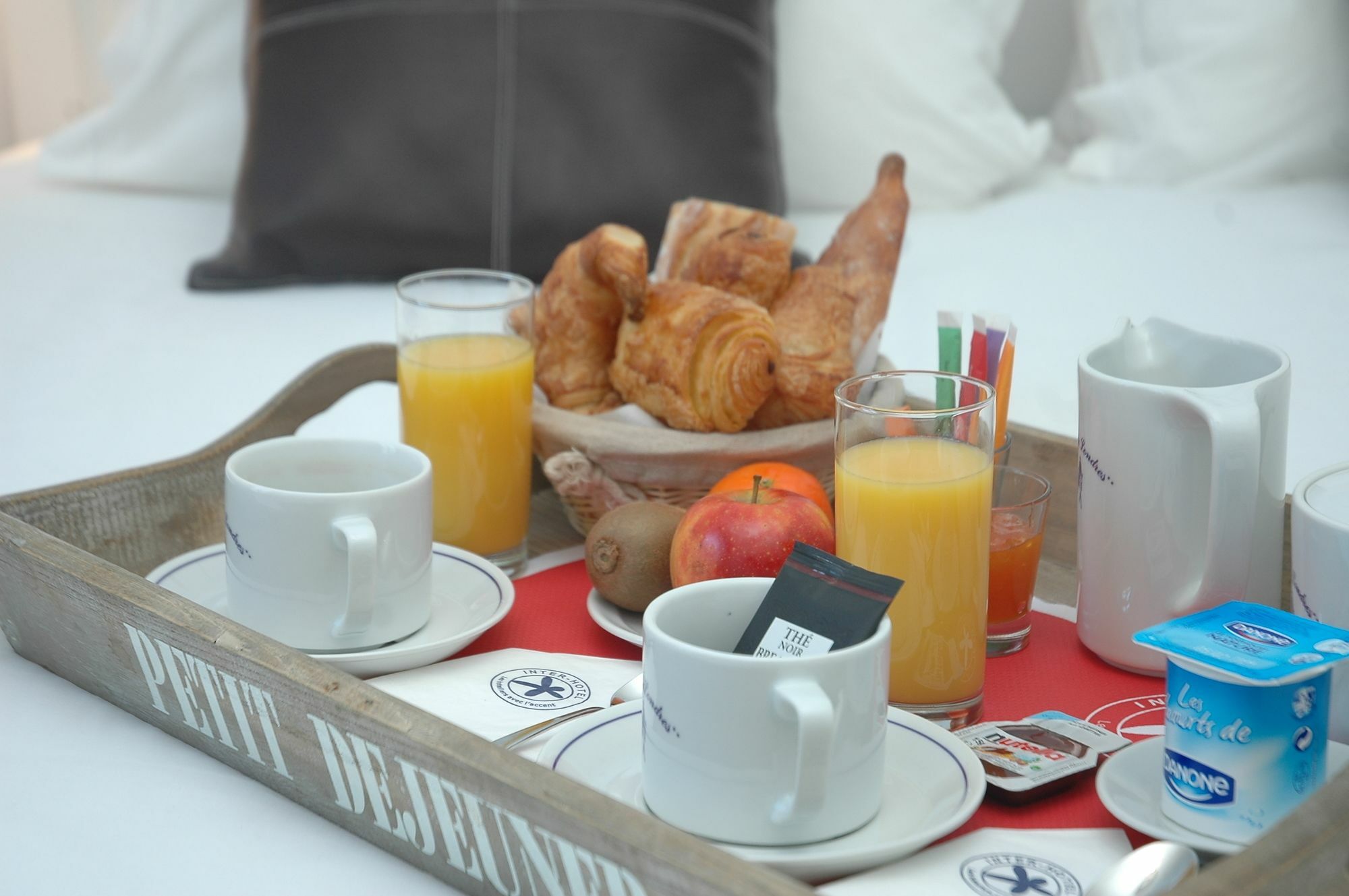 The Originals Boutique, Hotel Le Londres, Saumur Zewnętrze zdjęcie