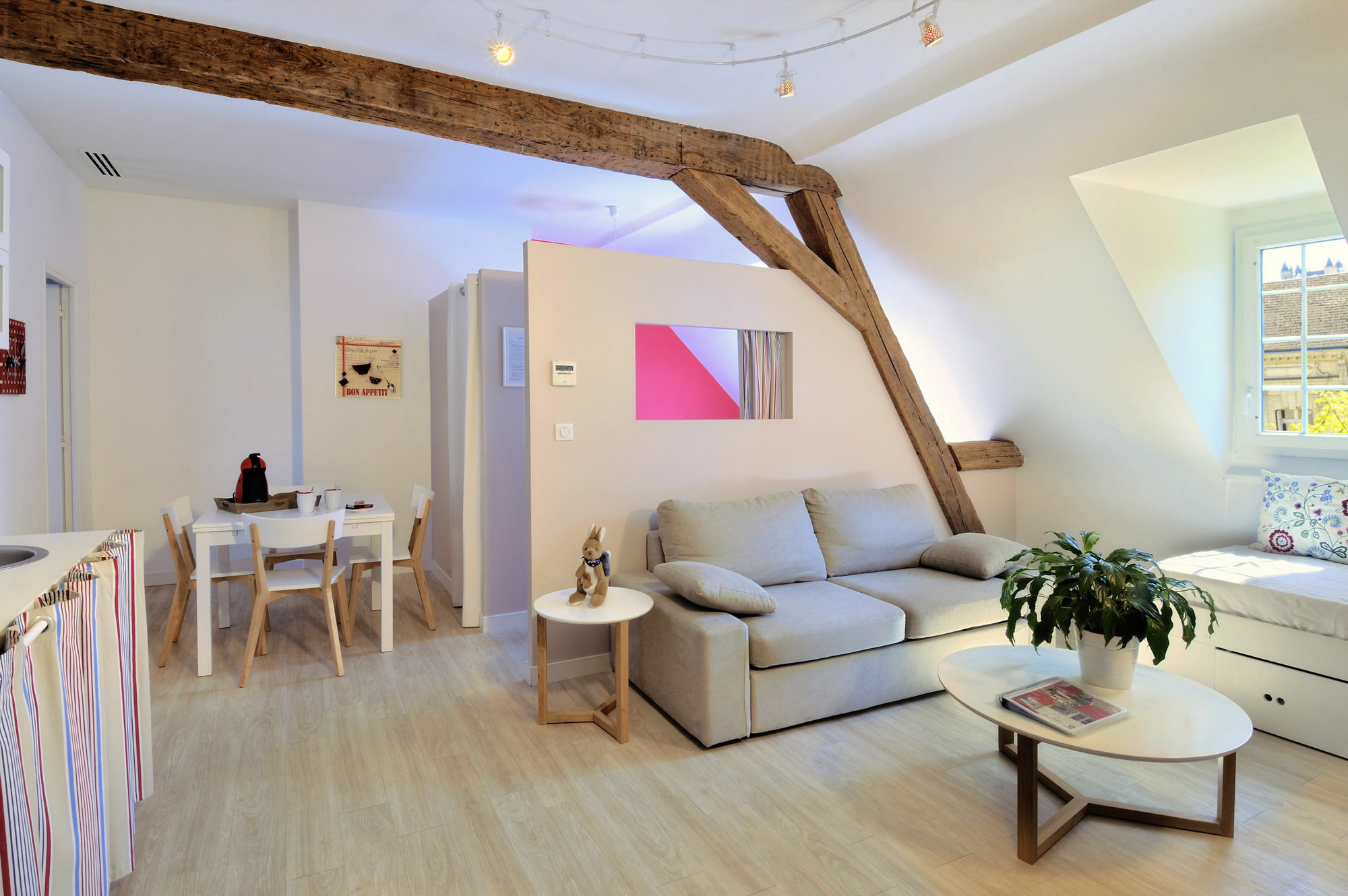 The Originals Boutique, Hotel Le Londres, Saumur Zewnętrze zdjęcie